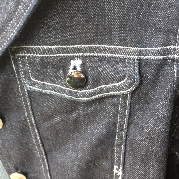 🖤Tahari Denim Jacket 🖤 - Picture 7 of 14